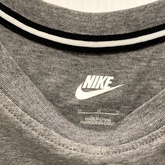 Nike Mens Sleeveless Fitness Muscle Tank /Top size M - Picture 3 of 11